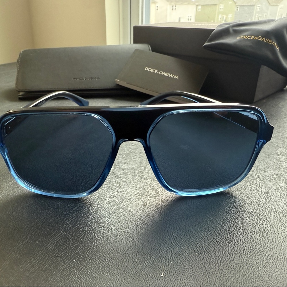 Dolce & Gabbana Blue Transparent Sunglasses - Picture 4 of 12